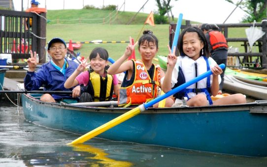 草加青年会議所「夢祭り」協賛 57名がカヌー体験